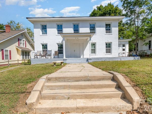 604 Wentworth Street, Reidsville, NC 27320