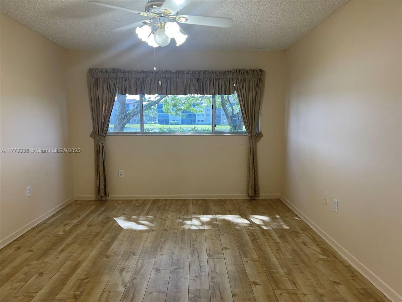 950 SW 138th Ave, Unit 102B, Pembroke Pines, FL 33027 Photo