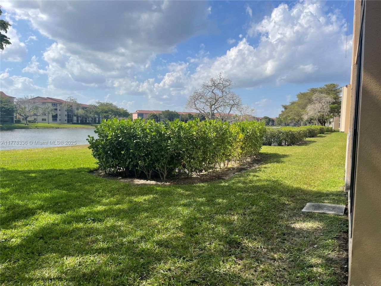 950 SW 138th Ave, Unit 102B, Pembroke Pines, FL 33027 Photo