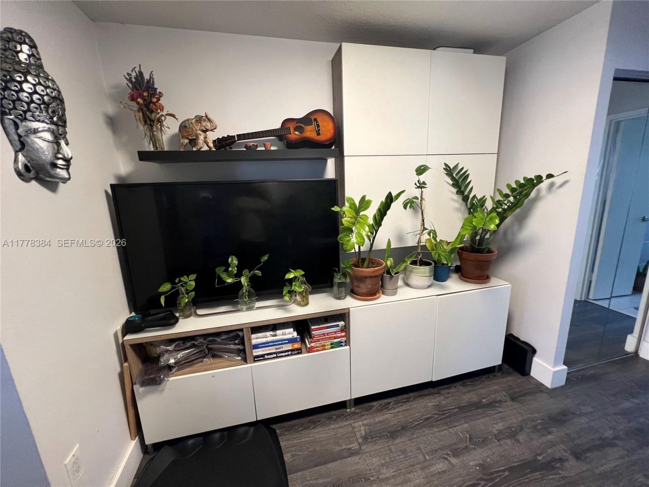 221 Meridian Ave, Unit 206, Miami Beach, FL 33139 Photo