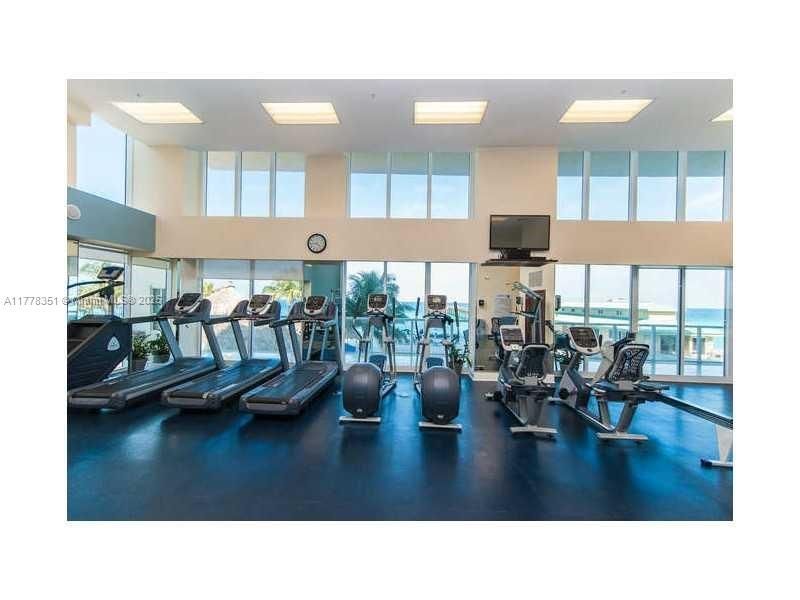 16699 Collins Ave, Unit 2406, Sunny Isles Beach, FL 33160 Photo