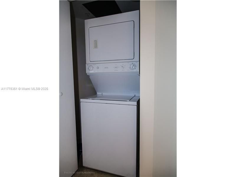 16699 Collins Ave, Unit 2406, Sunny Isles Beach, FL 33160 Photo