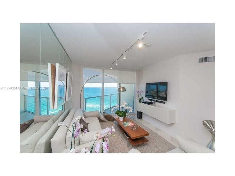 16699 Collins Ave, Unit 2406, Sunny Isles Beach, FL 33160 Photo