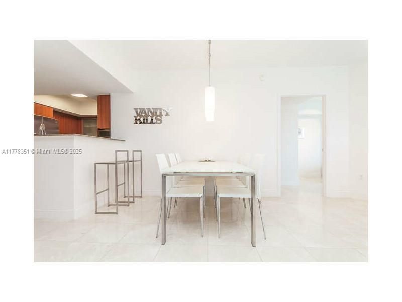 16699 Collins Ave, Unit 2406, Sunny Isles Beach, FL 33160 Photo