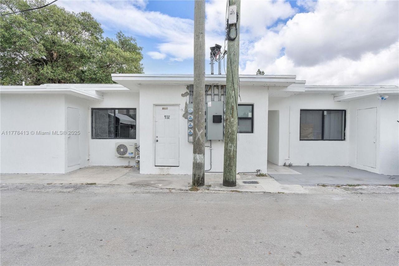 1946 Pierce St, Unit 6, Hollywood, FL 33020 Photo