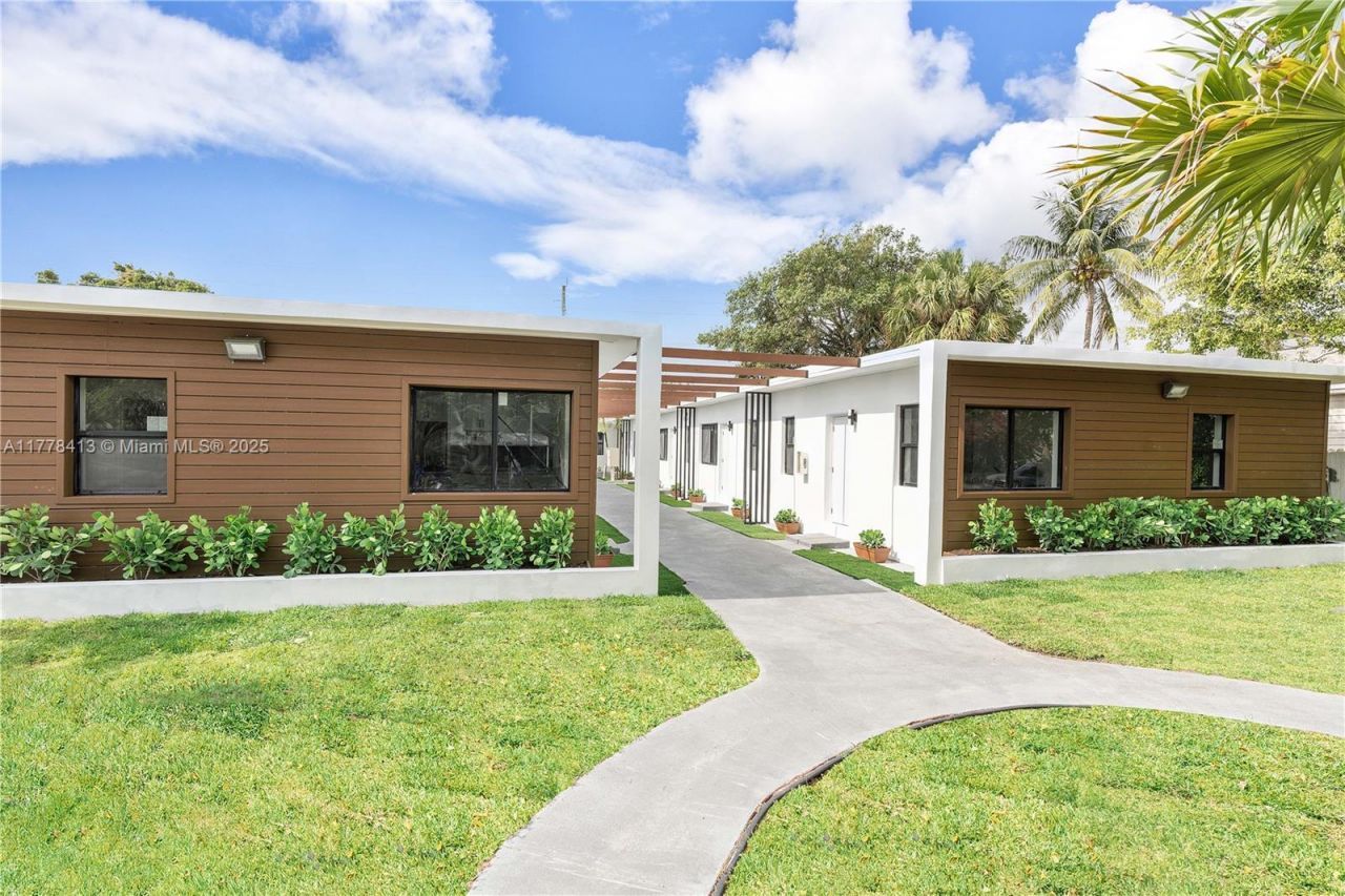 1946 Pierce St, Unit 6, Hollywood, FL 33020 Photo