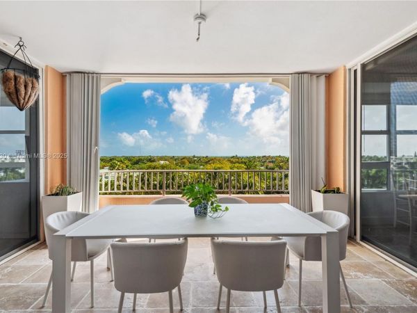 747 Crandon Blvd, Unit PH10, Key Biscayne, FL 33149