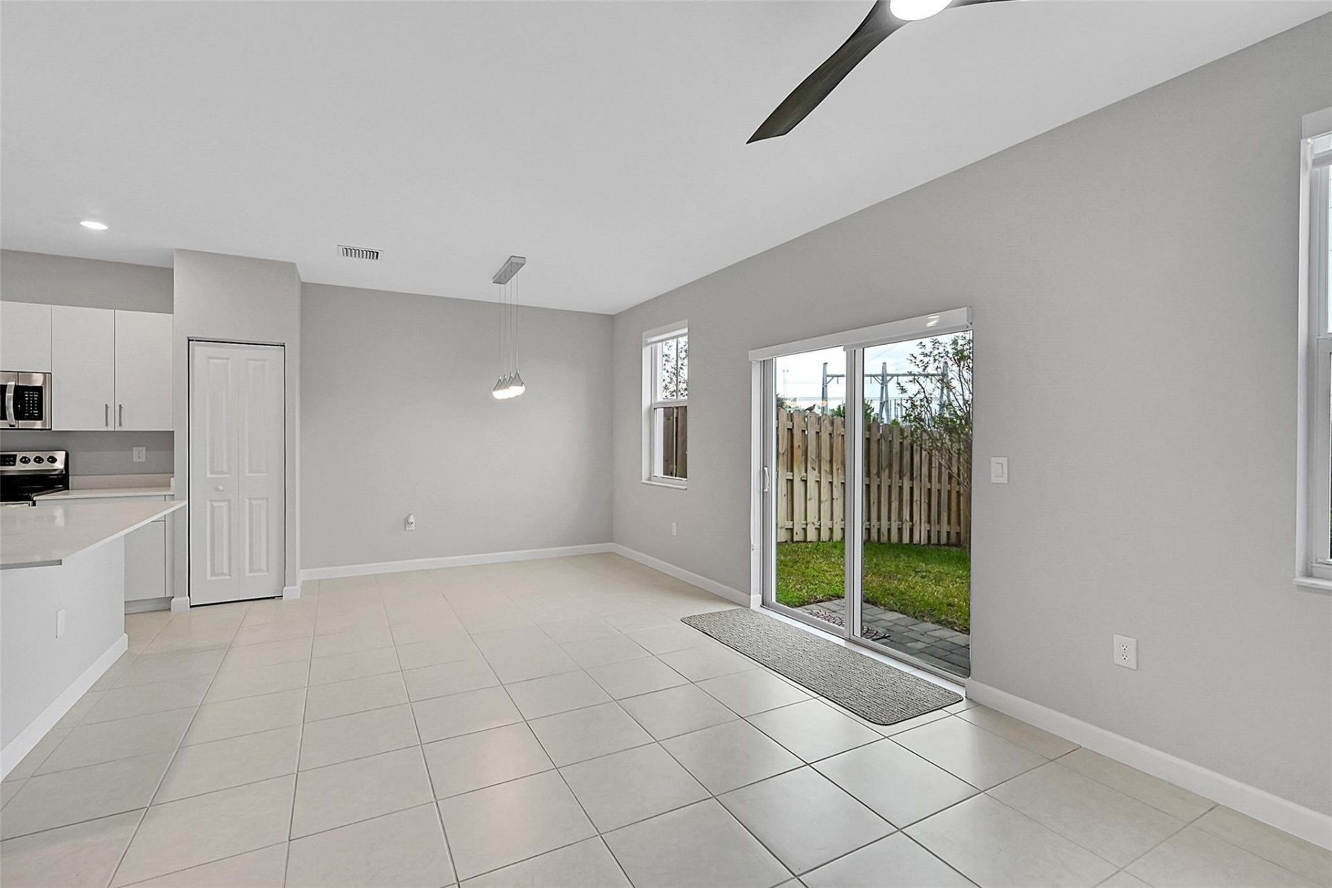 4614 NW 120th Way, Unit 4614, Coral Springs, FL 33076 Photo