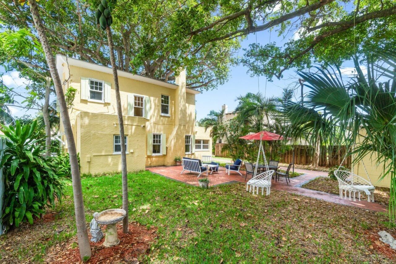 924 Almeria Road, West Palm Beach, FL 33405 Photo