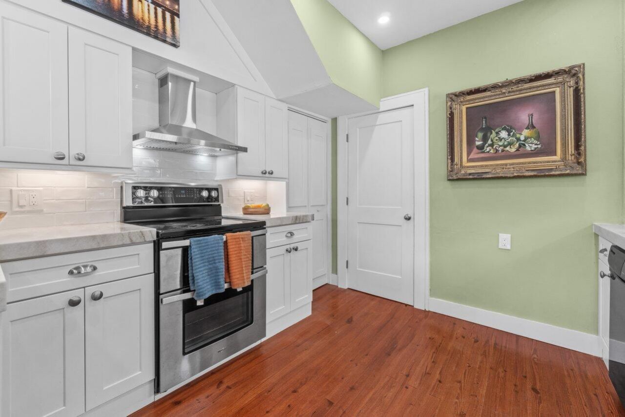 924 Almeria Road, West Palm Beach, FL 33405 Photo