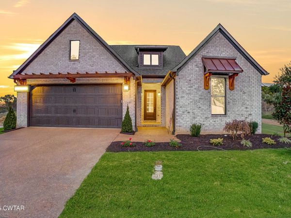 70 Kings Pond Cove, Jackson, TN 38305