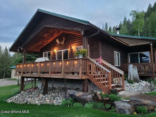937 Chase Lake Rd, Coolin, ID 83821