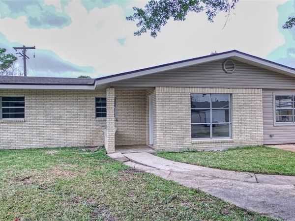 912 MCDERMOTT Drive, Morgan City, LA 70380
