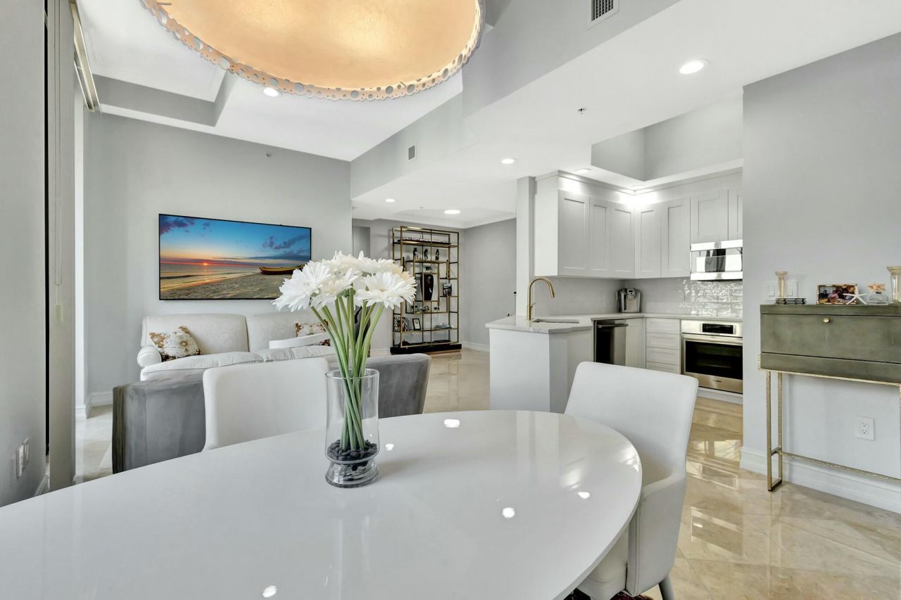 701 S Olive Avenue, Unit 2108, West Palm Beach, FL 33401 Photo