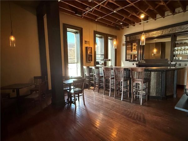 101 Commercial Street, Atchison, KS 66002