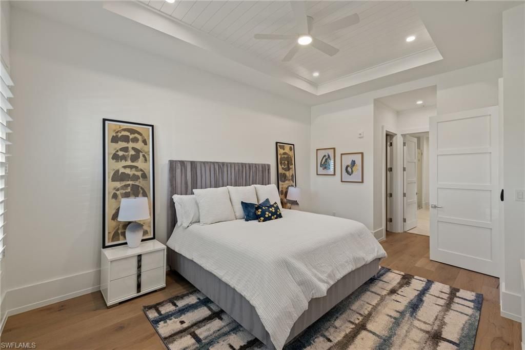 201 8th St S, Unit 104, Naples, FL 34113 Photo