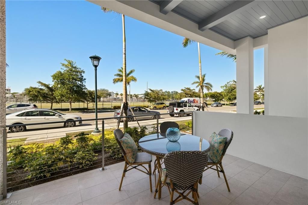 201 8th St S, Unit 104, Naples, FL 34113 Photo