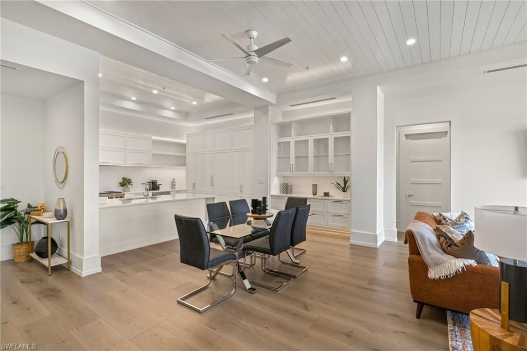 201 8th St S, Unit 104, Naples, FL 34113 Photo