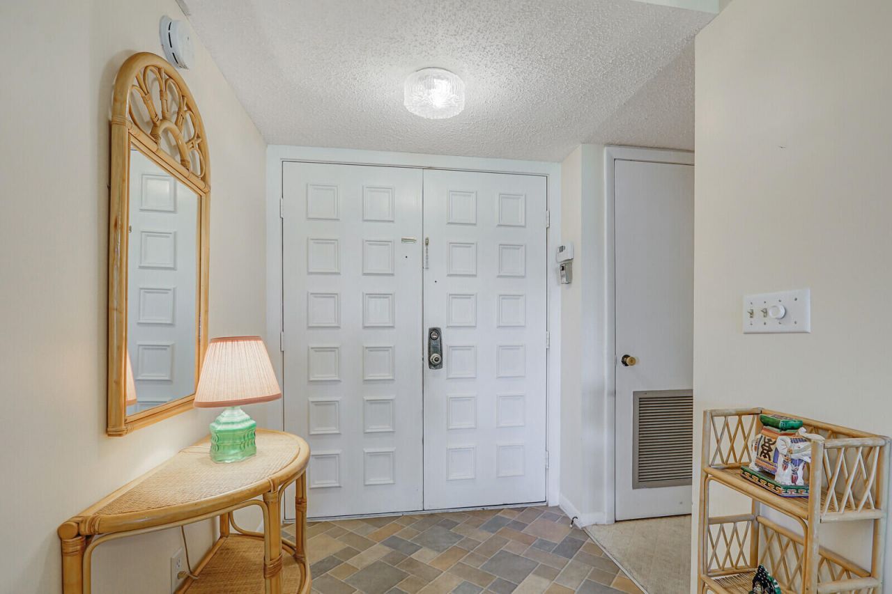 1800 SE Saint Lucie Boulevard, Unit 12-206, Stuart, FL 34996 Photo