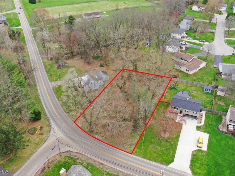 3798 S Raccoon Road, Canfield, OH 44406 Photo 2