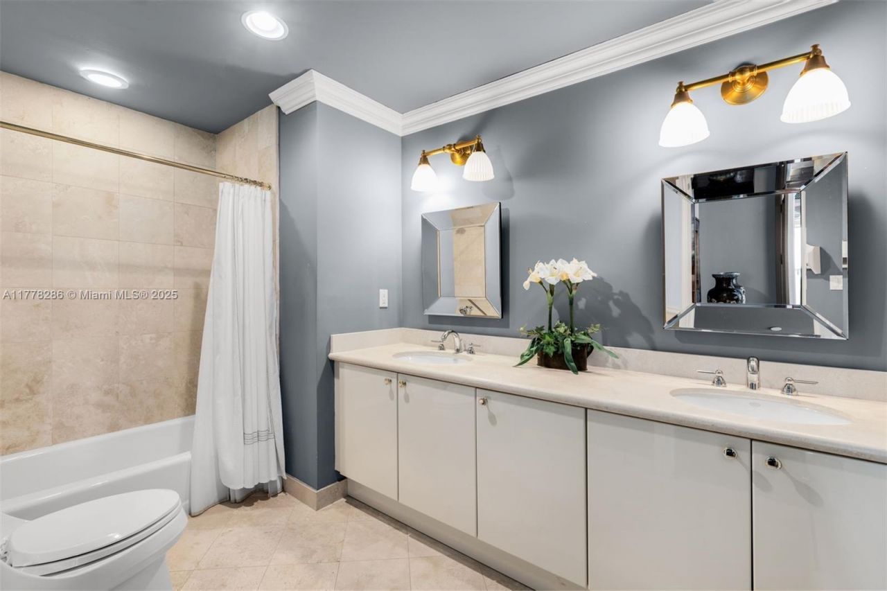 10225 Collins Ave, Unit 2004, Bal Harbour, FL 33154 Photo