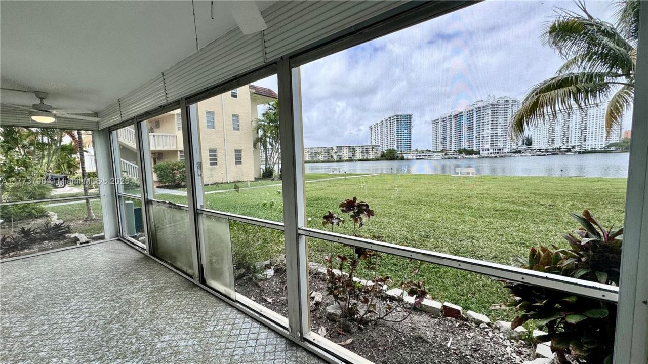 2999 Point East Dr, Unit C101, Aventura, FL 33160 Photo