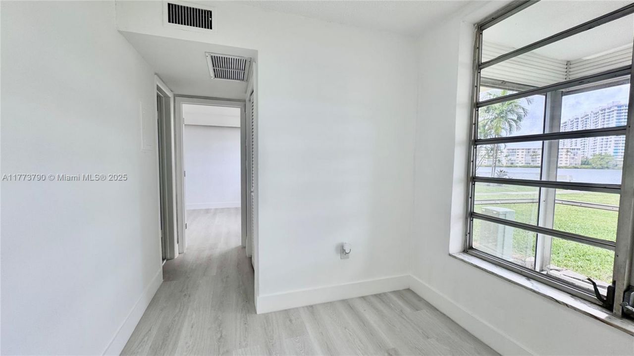 2999 Point East Dr, Unit C101, Aventura, FL 33160 Photo