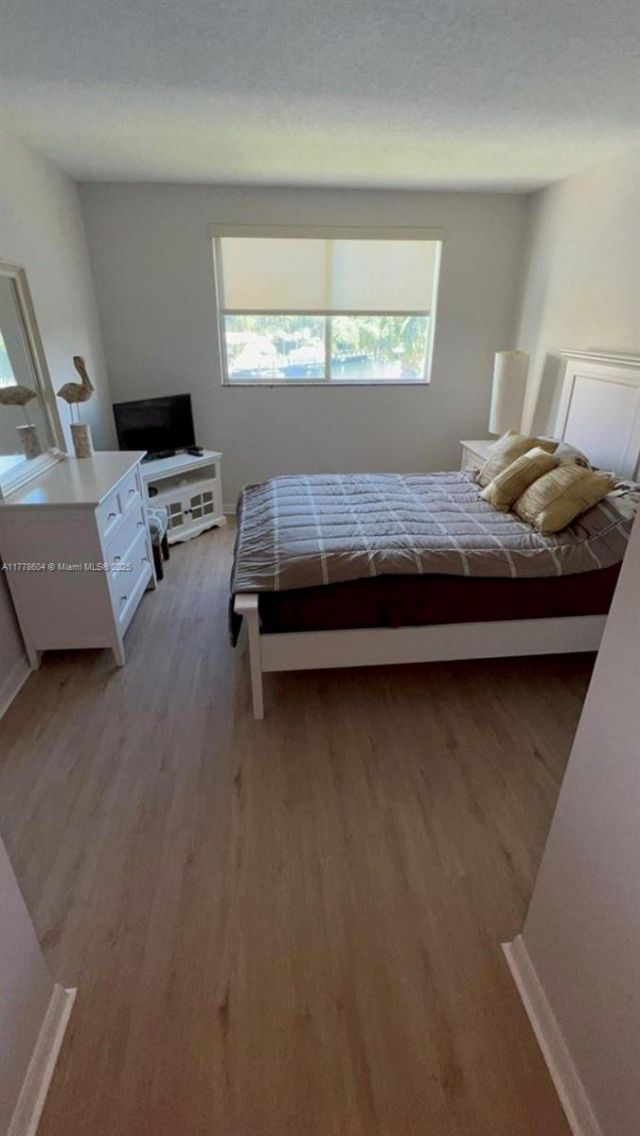 201 Golden Isles Dr, Unit 301, Hallandale Beach, FL 33009 Photo