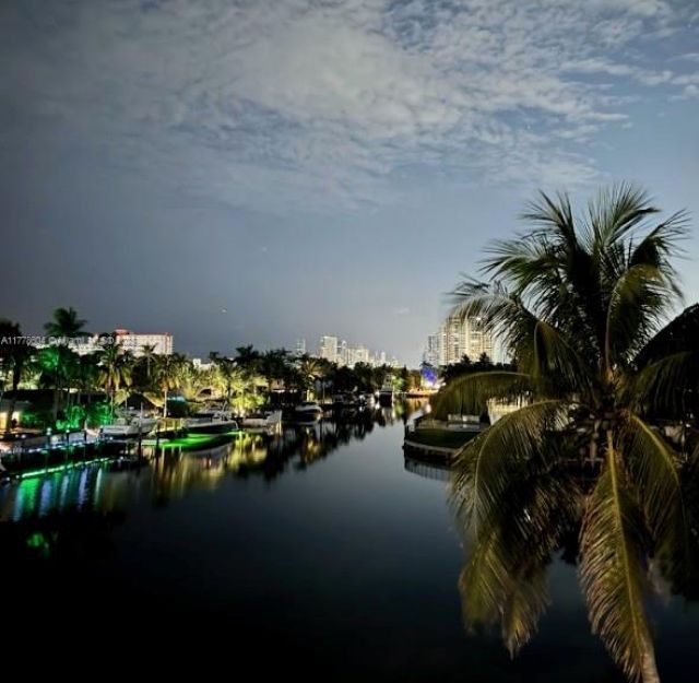 201 Golden Isles Dr, Unit 301, Hallandale Beach, FL 33009 Photo