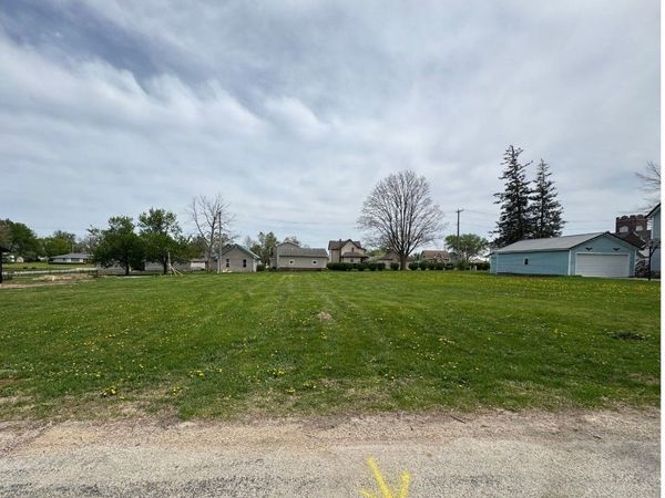 1st Avenue , Stanwood, IA 52337