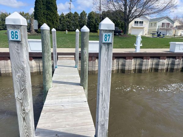 398 Anchors Way, Unit 87s, St. Joseph, MI 49085