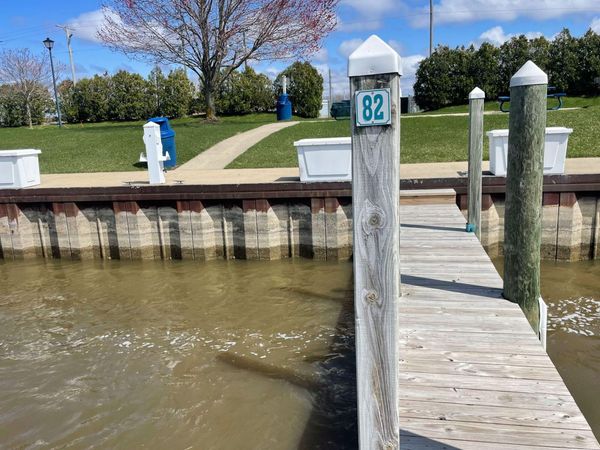 398 Anchors Way, Unit 82s, St. Joseph, MI 49085