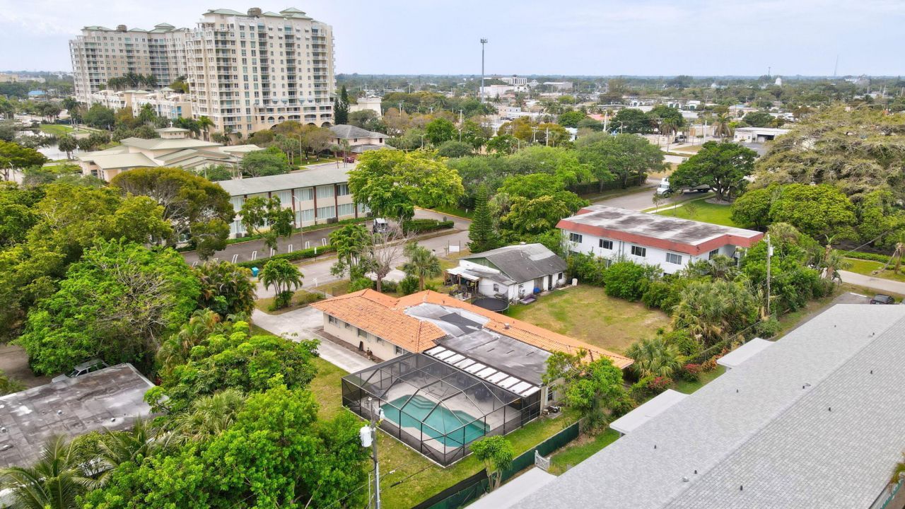 633/641 NE 6th Avenue, Boynton Beach, FL 33435 Photo