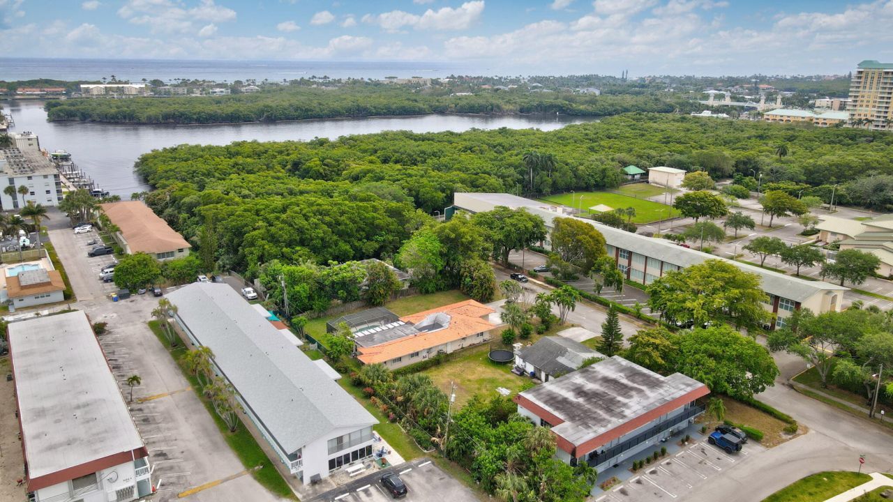 633/641 NE 6th Avenue, Boynton Beach, FL 33435 Photo