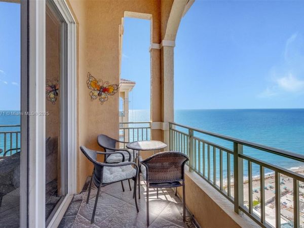 2080 S Ocean Dr, Unit PH9, Hallandale Beach, FL 33009