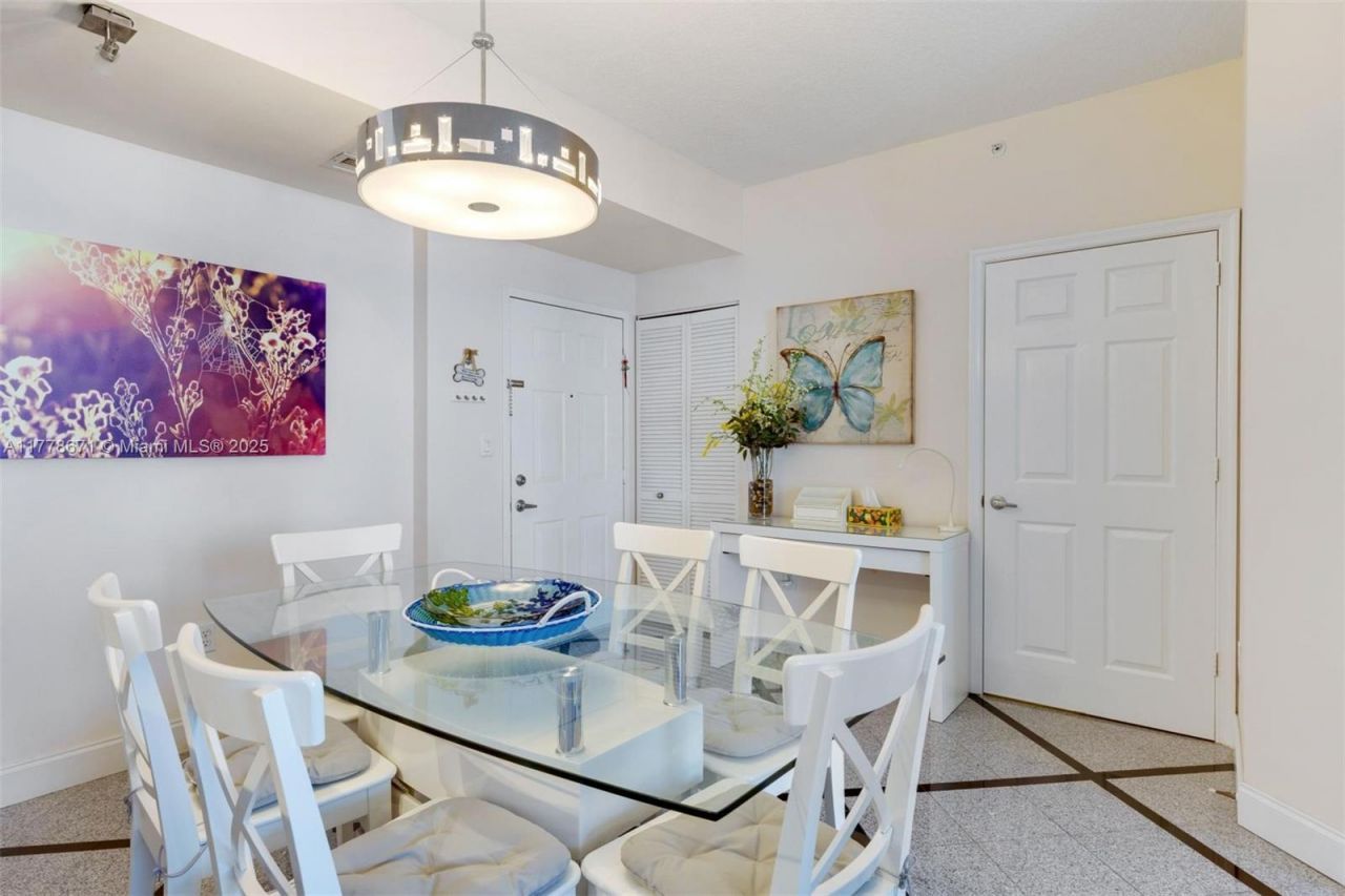 2080 S Ocean Dr, Unit PH9, Hallandale Beach, FL 33009 Photo