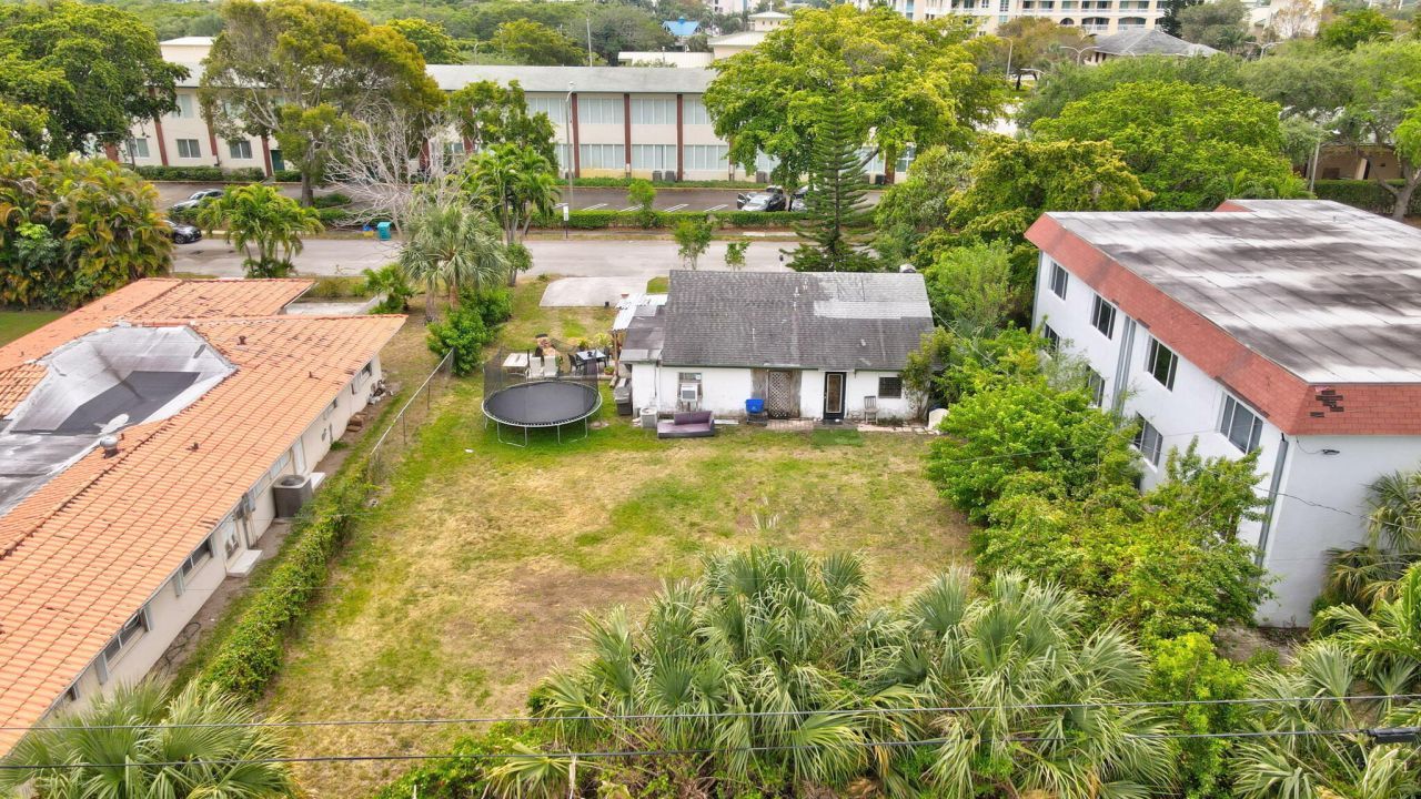 633/641 NE 6th Avenue, Boynton Beach, FL 33435 Photo