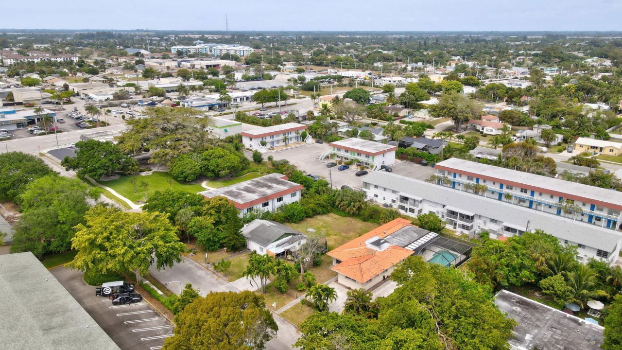 633/641 NE 6th Avenue, Boynton Beach, FL 33435 Photo