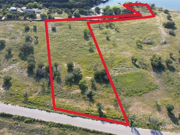 718 R C Luker Court, Granbury, TX 76048