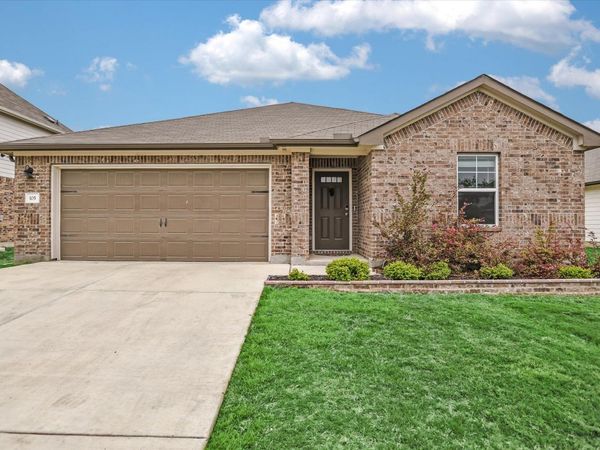 105 Saviano RD, Hutto, TX 78634