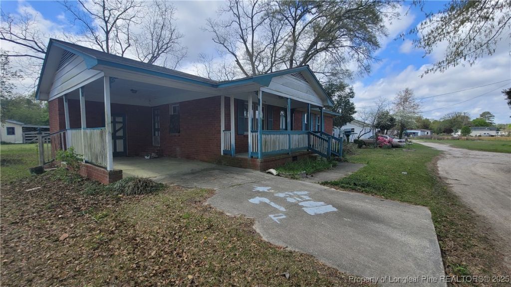 174 Jane Road, Maxton, NC 28364 Main Photo