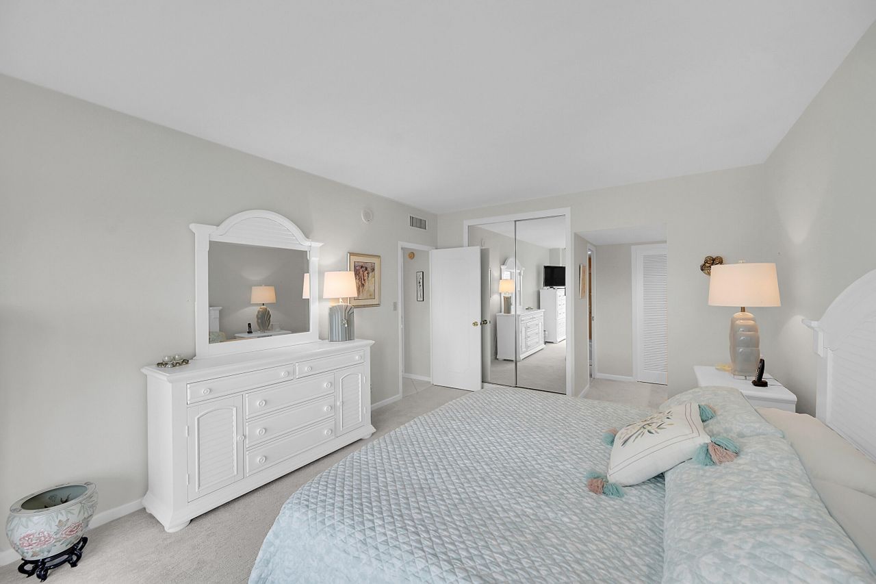 701 E Camino Real, Unit 4b, Boca Raton, FL 33432 Photo