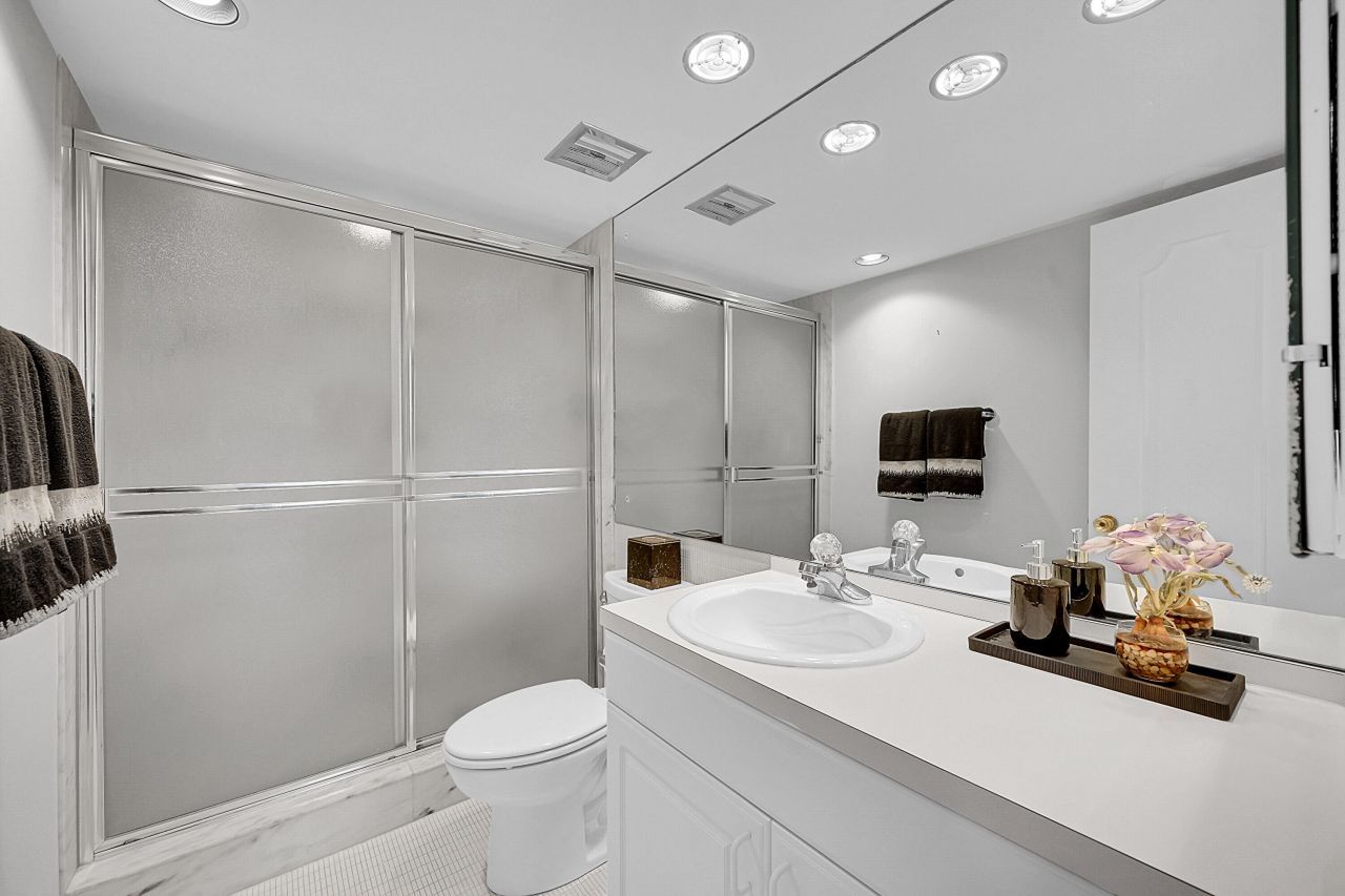 701 E Camino Real, Unit 4b, Boca Raton, FL 33432 Photo