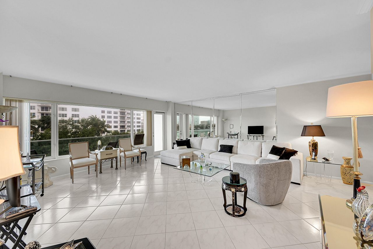 701 E Camino Real, Unit 4b, Boca Raton, FL 33432 Photo