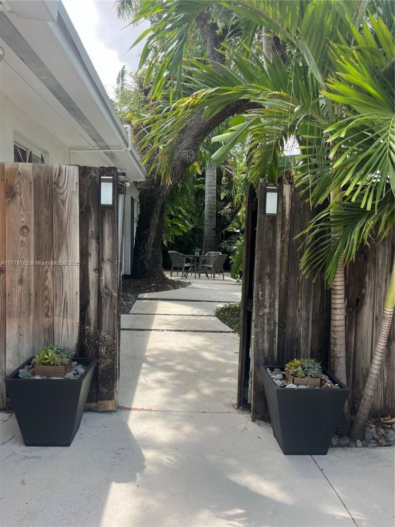 701 SW 9th Ave, Fort Lauderdale, FL 33315 Photo