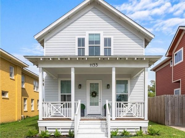 1133 Common Street, Lake Charles, LA 70601