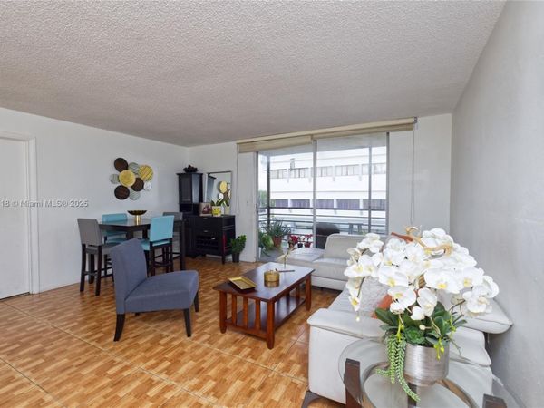 3195 Foxcroft Rd, Unit F302, Miramar, FL 33025