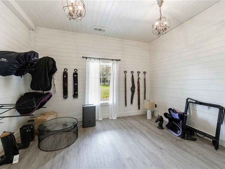 Property Image 85