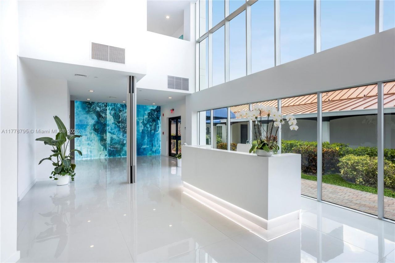 2655 N Ocean Dr, Unit 110, Singer Island, FL 33404 Photo