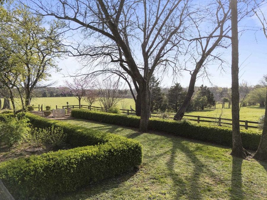 Property Image 76